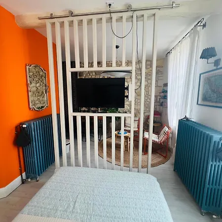 Quarto em Acomodações Particulares Le Nid Des Petits à 15 Min De Bordeaux